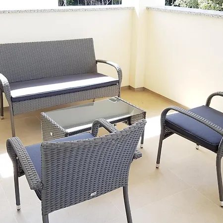 Vakantiehuis Aurora Mit Pool